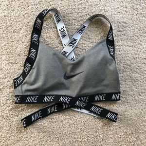 Sports bra